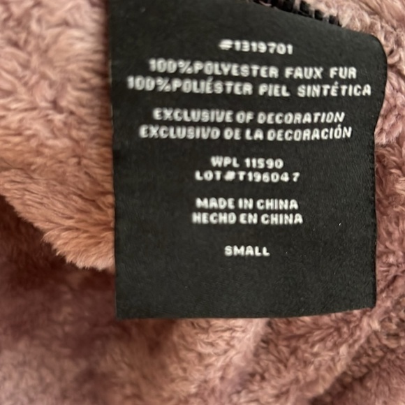33• Heat Size Small Mauve Teddy Cozy Soft Faux Fur Zip Up Funnel Neck Jacket - Picture 6 of 7